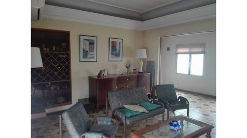 Departamento Tipo Casa En Excelente Estado
