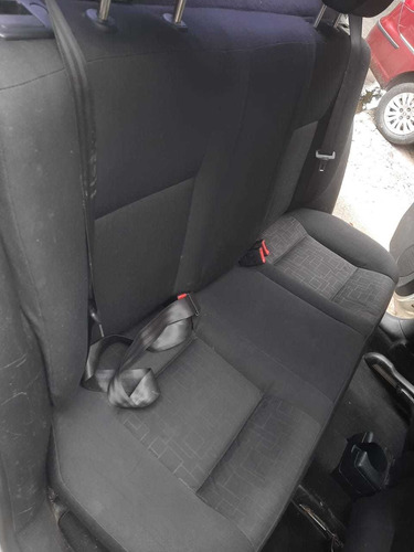 Volkswagen Bora 1.9 Trendline I 100cv 2011 Tdi