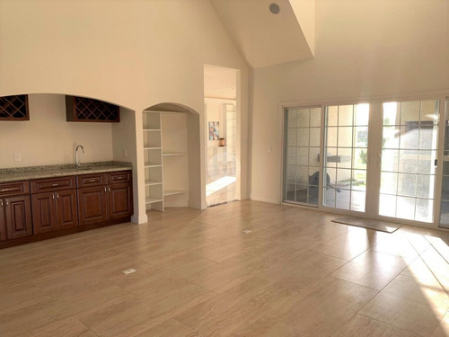 Venta Y Alquiler Casa En Viñedos De La Tahona