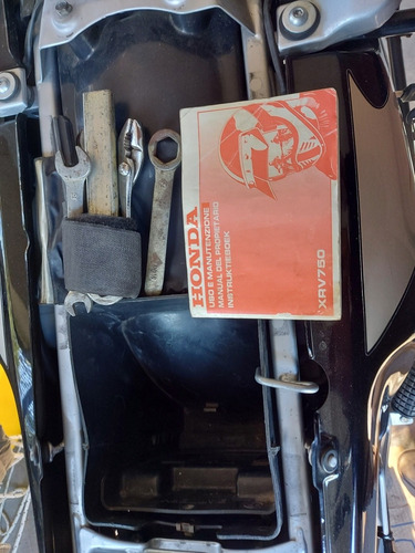 Imagen 19 de 20 de Honda Aftica Twin 750 2001