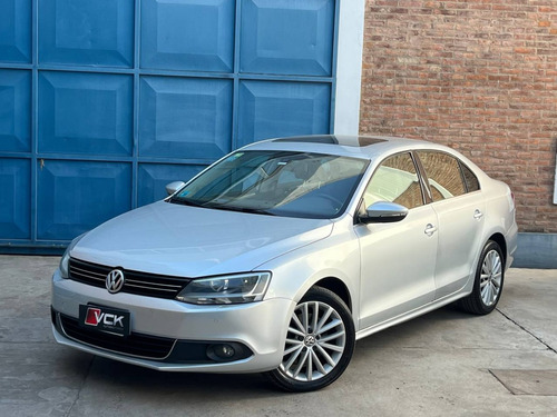 Volkswagen Vento 2.0 Sportline Tsi 200cv Dsg