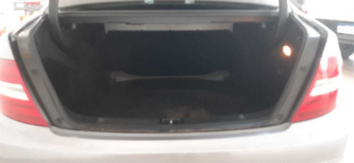 Imagen 6 de 9 de Mercedes-benz 200 C200 Blueeficiency