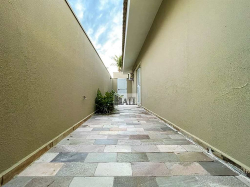 Casa À Venda Condomínio Damha Iii Com 3 Quartos E 4 Vagas - V6174