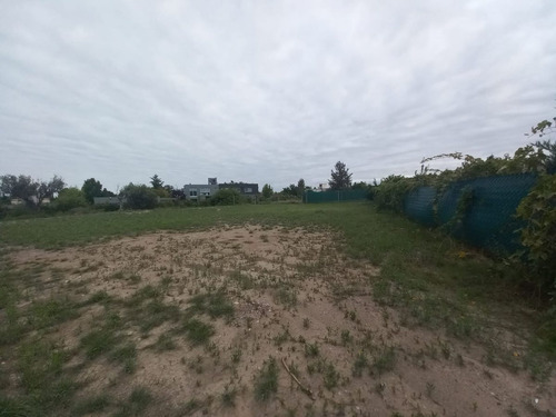 Remax Vende Excelente Lote En Portal De Vistalba