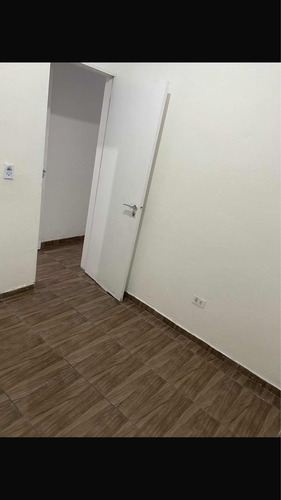 Casa 3 Quartos Na Astúrias Frente Mercado Kril Com Garagem