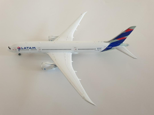 Aviòn Geminijets Escala 400 Boeing 787-9 Latam