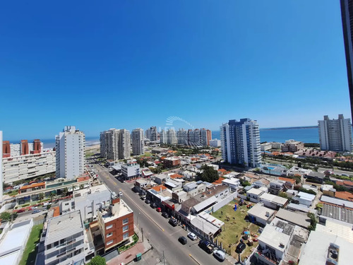 Apartamento En Venta En Punta Del Este Con Parrillero Propio!