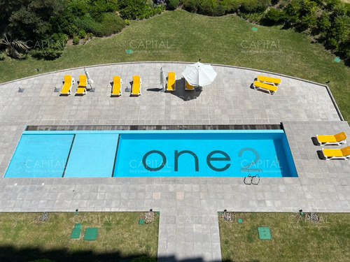 Apartamento De Un Dormitorio En Venta, Torre One Punta Del Este.
