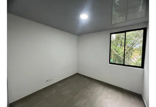 Venta De Apartamento En El Occidente, Sector Los Pinos