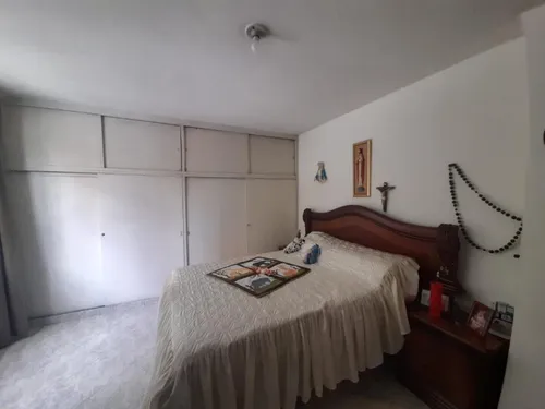 Casa En Venta En Calasanz. Cod V9872