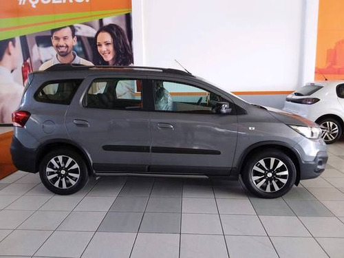 Imagem 2 de 9 de Chevrolet Spin 1.8 Activ7 8v Flex 4p Automático