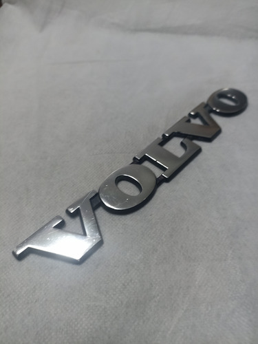 Insignia Original Aluminio Volvo 244 Años 80 Plateado