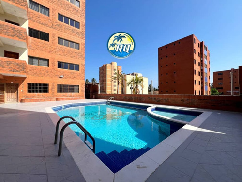 Res. Cayo Sombrero Ii, Amplio E Impecable Apartamento Con Excelente Ubicacion