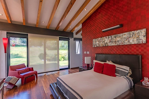Casa En Venta Rancho San Francisco Vive El Lujo En Amplios Espacios