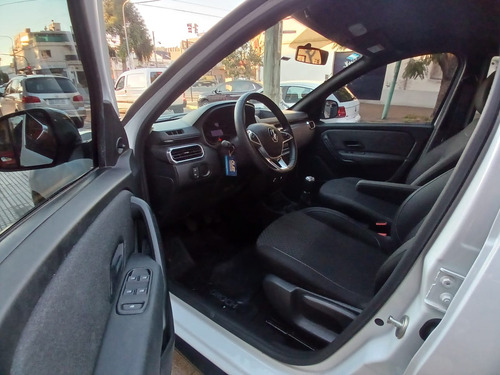 Renault Oroch 1.6 Sce 114 Emotion Mt 2Wd