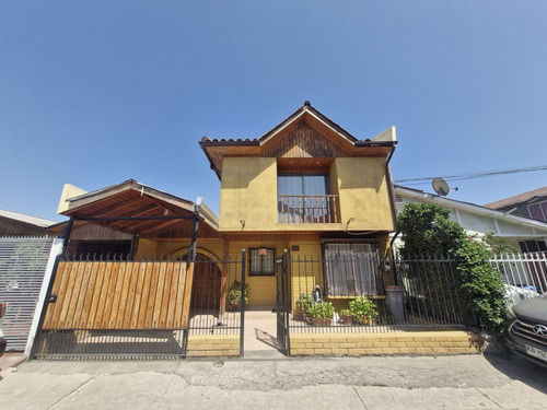 Hogares, Vende Amplia Casa 5d2b - Metro Las Parcelas - Avda.