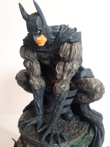 Escultura Figura Batman Sobre Joker Gárgola Kotobukiya Dc (Usado)