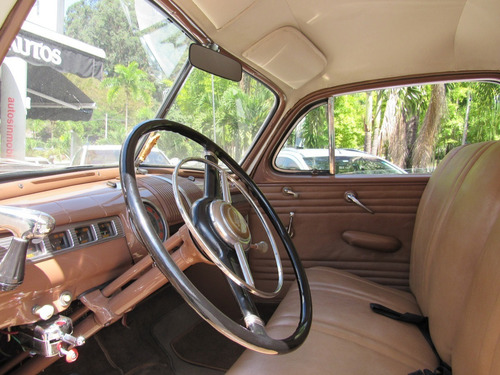Ford De Luxe Cc2500