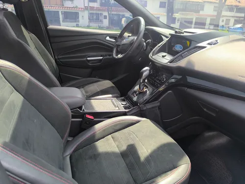 Ford Escape ST LINE AWD 4X4 TITANIUM