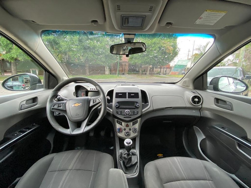 Imagen 9 de 19 de Chevrolet Sonic 1.6 Lt Mt