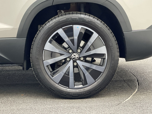 Volkswagen Taos 1.4 250 TSI TOTAL FLEX HIGHLINE AUTOMÁTICO