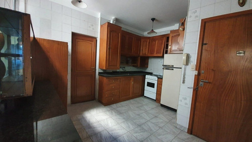 Imagen 12 de 12 de Departamento De 3 Ambientes En Colon Y Corrientes