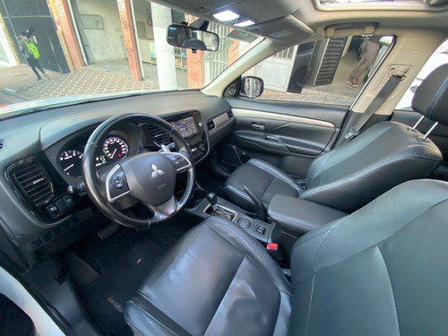 Imagem 15 de 19 de Mitsubishi Outlander 2.0 2015