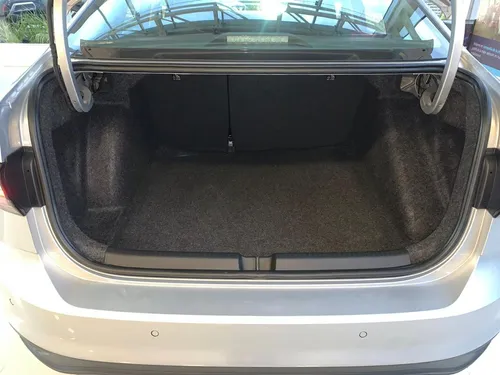 Volkswagen Virtus TRENDLINE AUTOMATICO