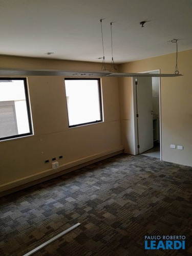 Conj. Comercial - Jardim América - Sp - 617116