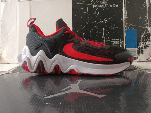 Tenis Giannis Immortality 2 Bred (29.5cm) React Chicago Mvp