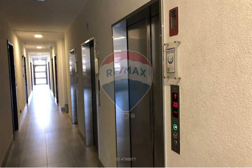Inversión O Residencial / Cercano Metro Y Avenida