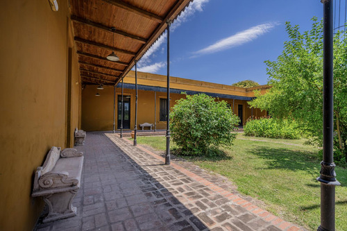 Hotel Boutique Restaurante De Campo En Venta En Villa Ruiz