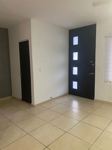 Renta De Casa En Jardines Del Sur 4