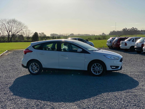 Imagen 4 de 9 de Ford Focus Focus Se 1.6 Hatch