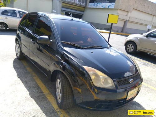 Imagen 1 de 9 de Ford Fiesta Max-automático