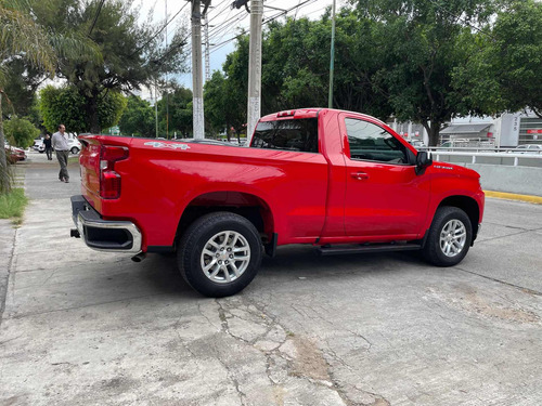 Imagen 11 de 15 de Chevrolet Cheyenne 2021 5.4 2500 Cab Reg Lt Z71 4x4 At