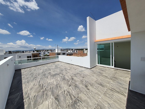 Imagen 20 de 30 de Espectacular Casa En Venta Centrica En Queretaro