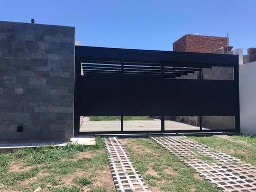 Casa En Venta En Comarca De Allende Villa Allende