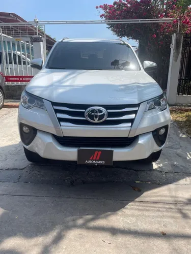 Toyota Fortuner 2.4 Street At 7As