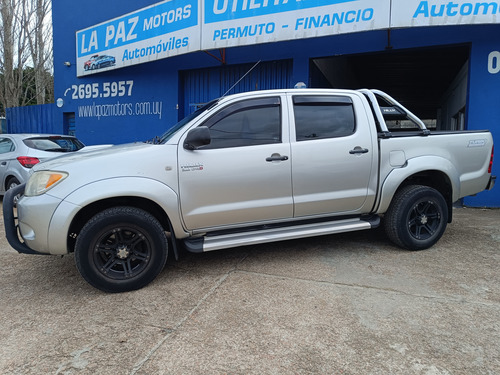 Toyota Hilux 3.0 doble cabina 4x2 srv diesel