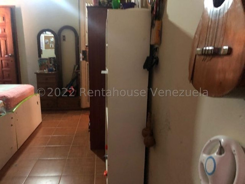 Imagen 12 de 29 de Gustavo Zavala Rentahouse 22-18582