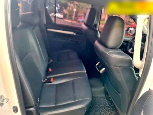 Imagem 9 de 10 de Toyota Hilux 2.8 Srx Cd 4x4 Automática 2018