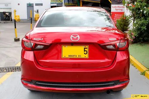 Mazda 2 Touring Sedan 2024