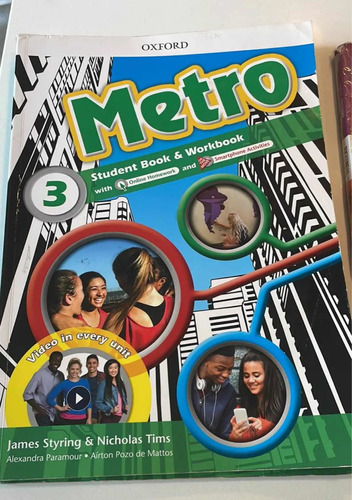 Metro 3. Student Book Y Workbook.oxford