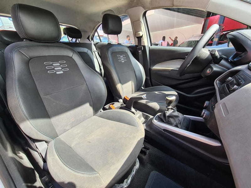 Imagem 4 de 13 de Chevrolet Onix Lt 1.0 2019 - Imperdível - Confira