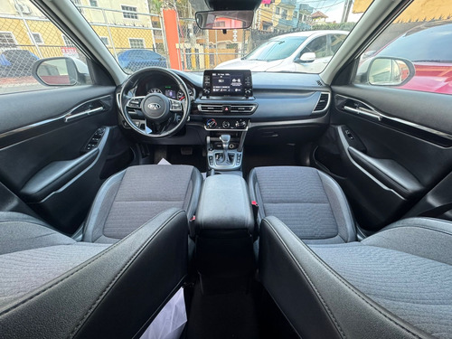 Kia Seltos S 2021