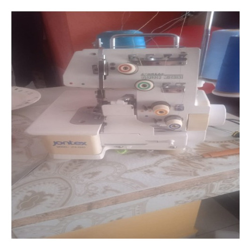 Maquina Domestca Overlock