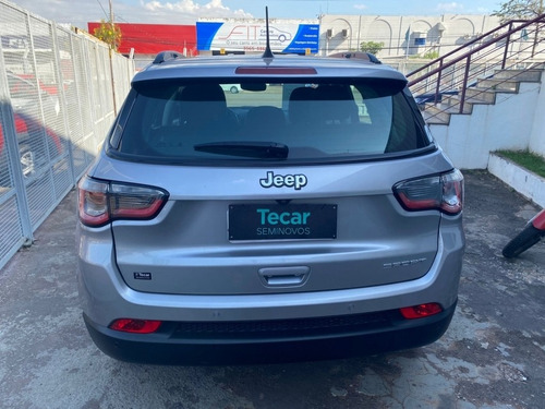 Imagem 5 de 14 de Jeep Compass Sport Flex 05