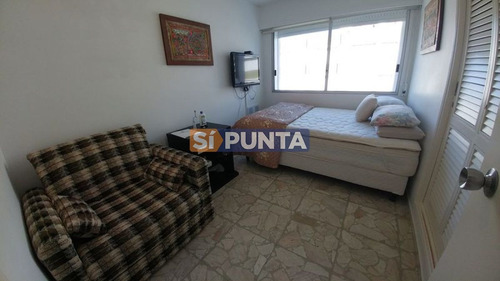 Imagen 17 de 20 de Apartamento En Venta - Playa Mansa