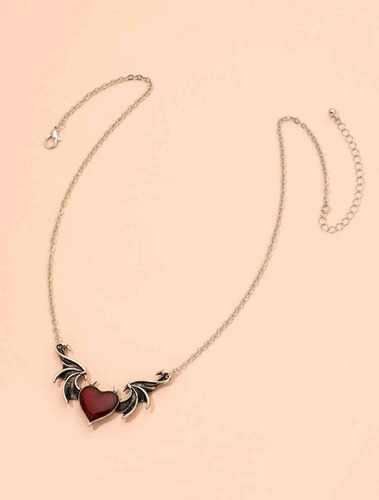 Collar Y Zarcillos Corazón Rojo Con Alas De Murciélago Goth